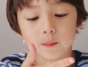 小学生英语情景口语对话练习：不洗脸的鲍勃