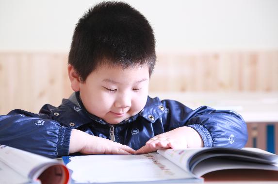 培养一个乐观的孩子，分几步走？