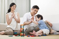 【睿丁教育】什么样的男孩，长大会有出息？