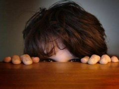 【教育分享】孩子的社交恐惧，与父母有关？