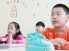 【睿丁资讯】孩子学英语，家长英语不好怎么办？